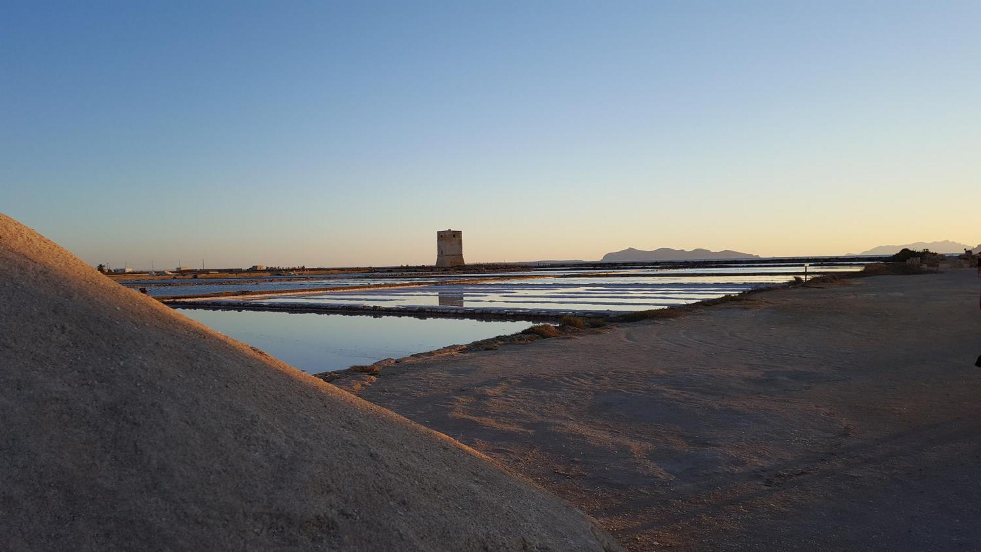La Casa Di Paoletta A Due Passi Dal Mare Trapani Exterior foto