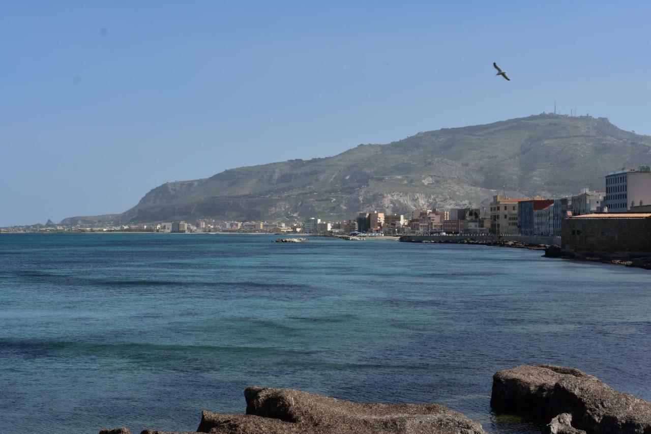 La Casa Di Paoletta A Due Passi Dal Mare Trapani Exterior foto